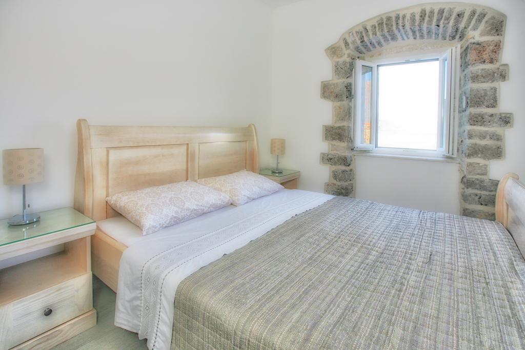Apartments Barizon Луштица Экстерьер фото