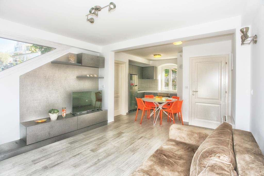 Apartments Barizon Луштица Экстерьер фото